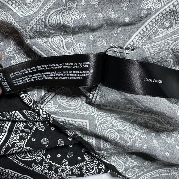 Cactus Man Ricky Singh Mens Shirt Large Black White Paisley Bandana Print Spring - Picture 10 of 11